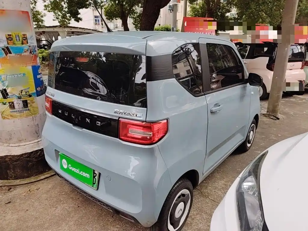 Wuling MINIEV — миниатюра 7