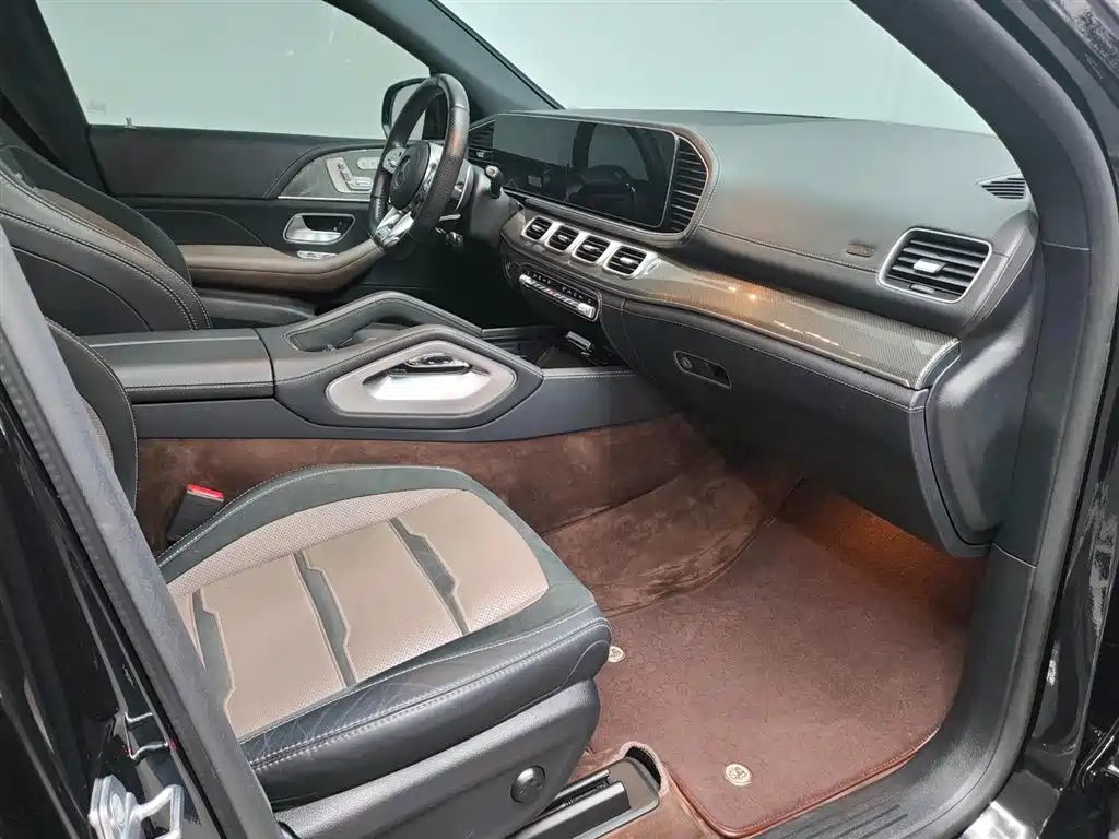 Mercedes-Benz GLE Coupe AMG — миниатюра 21