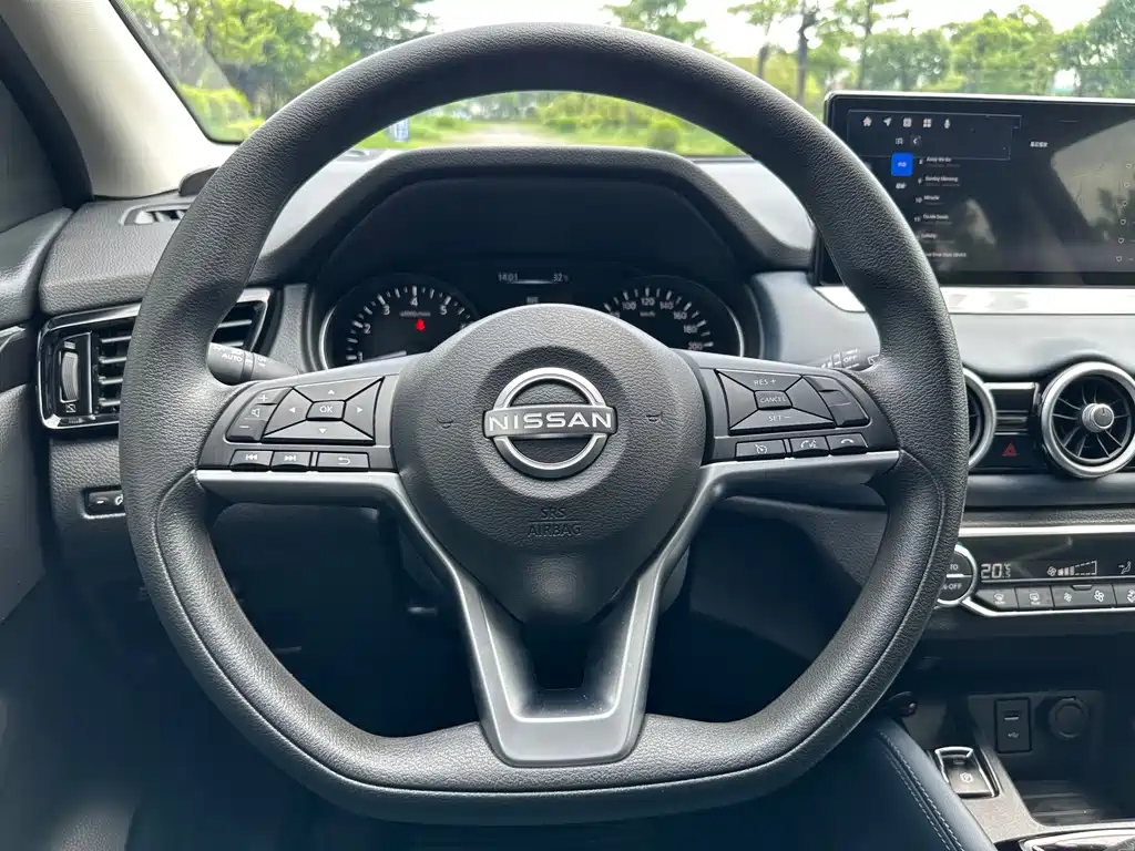 Nissan Qashqai — миниатюра 13