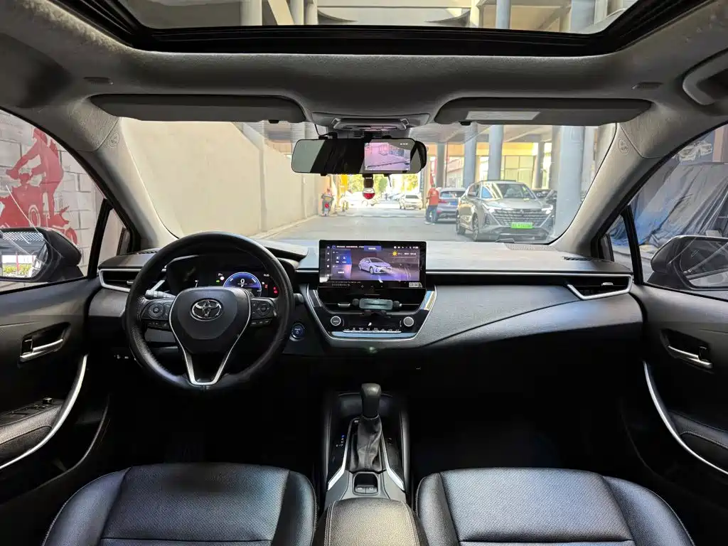 Toyota Corolla — миниатюра 11