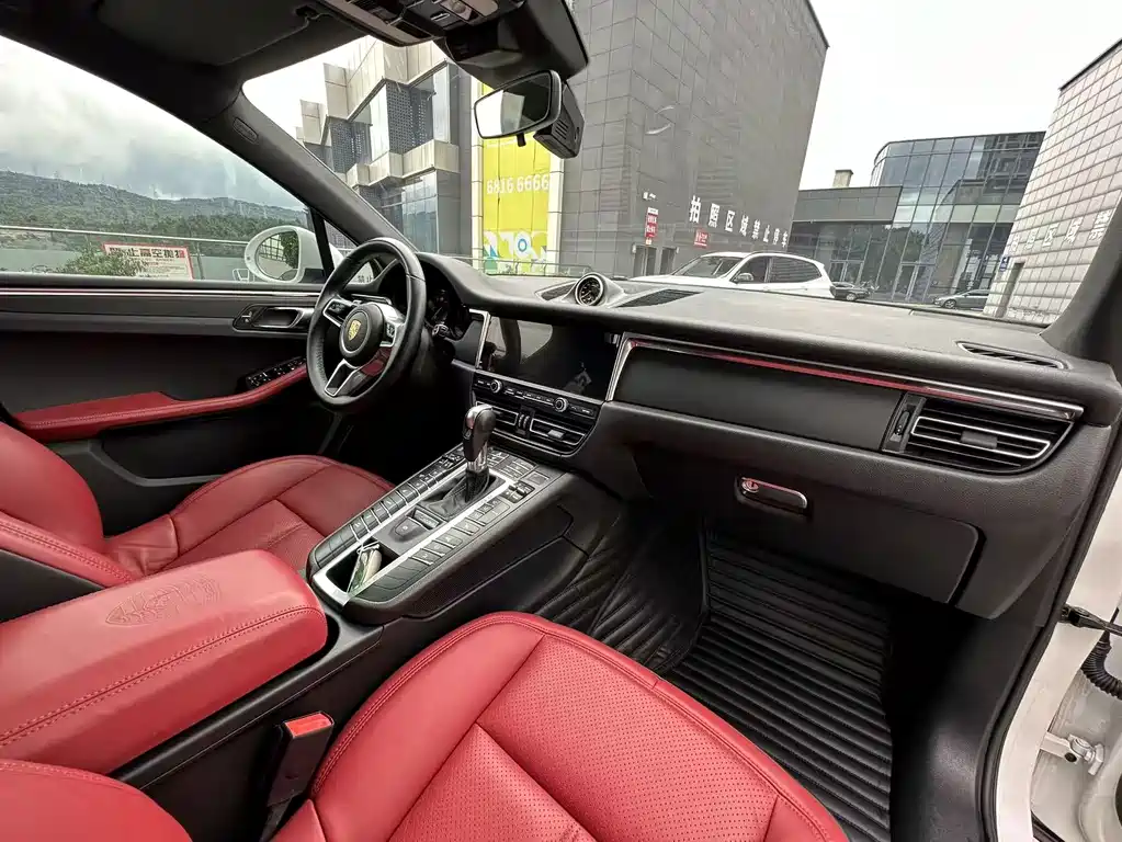 Porsche Macan — миниатюра 34