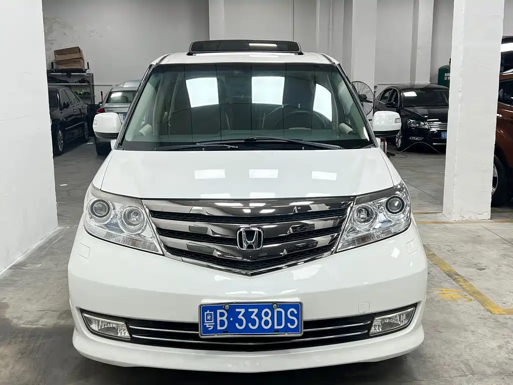 Honda Elysion — миниатюра 2