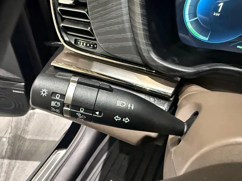 BYD Han — миниатюра 14