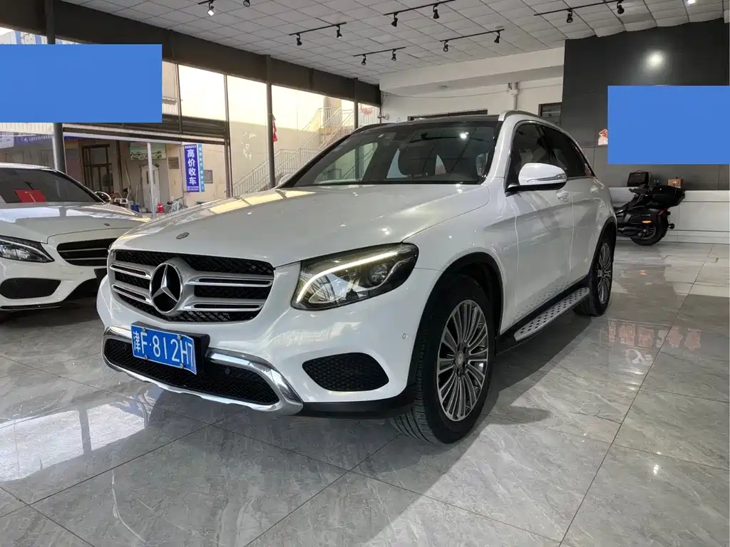 MERCEDES-BENZ GLC