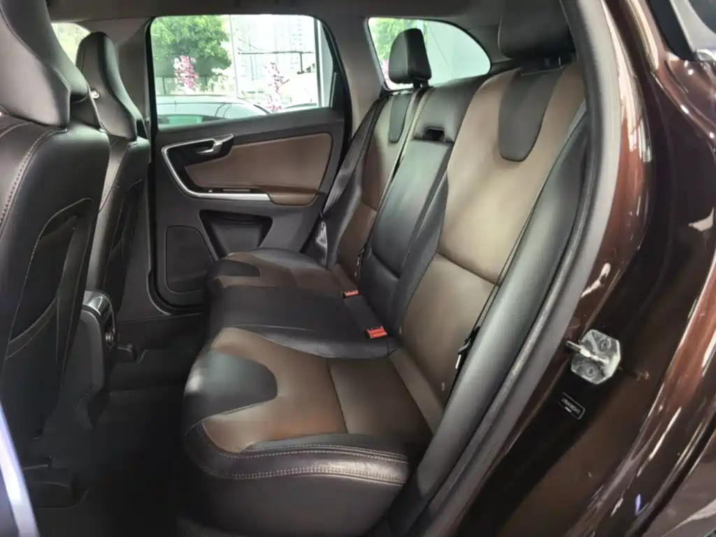 Volvo XC60 — миниатюра 17