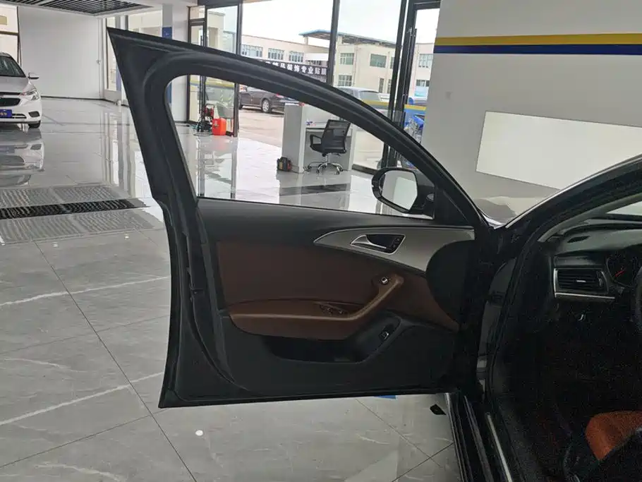 Audi A6L — миниатюра 7