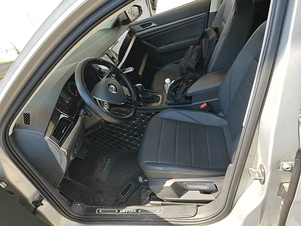 Volkswagen Lavida — миниатюра 15