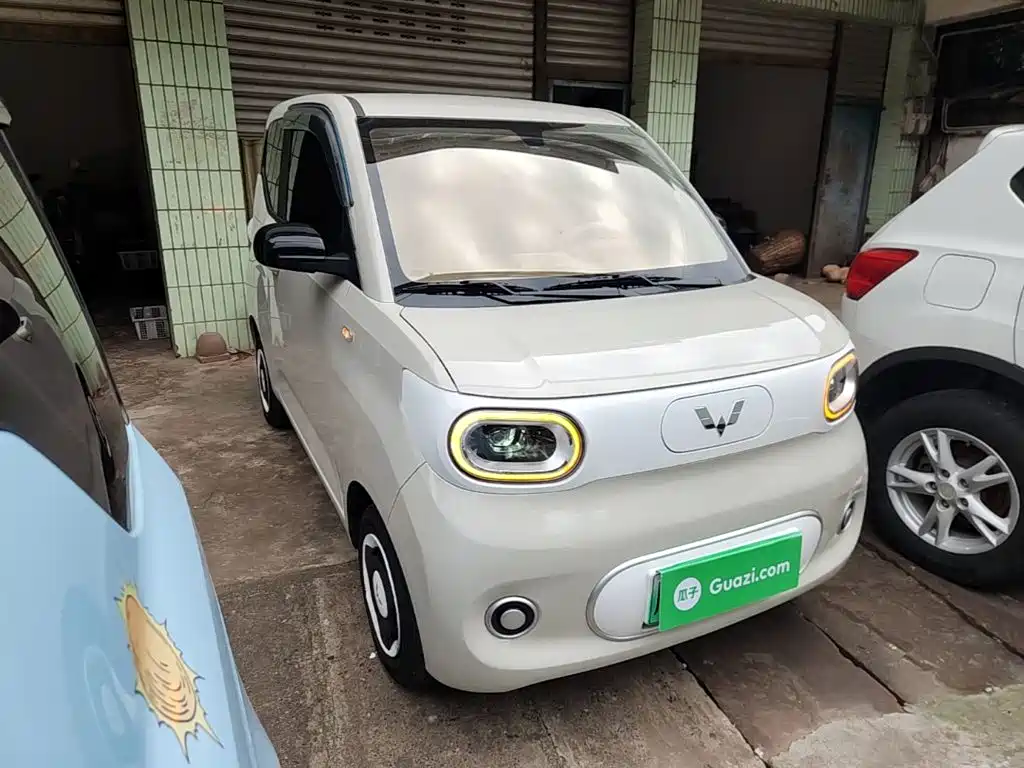 Wuling MINIEV — миниатюра 4