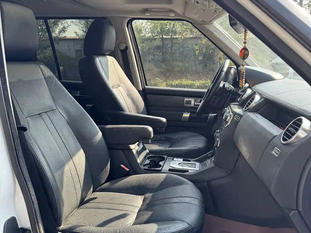 Land Rover Discovery — миниатюра 4