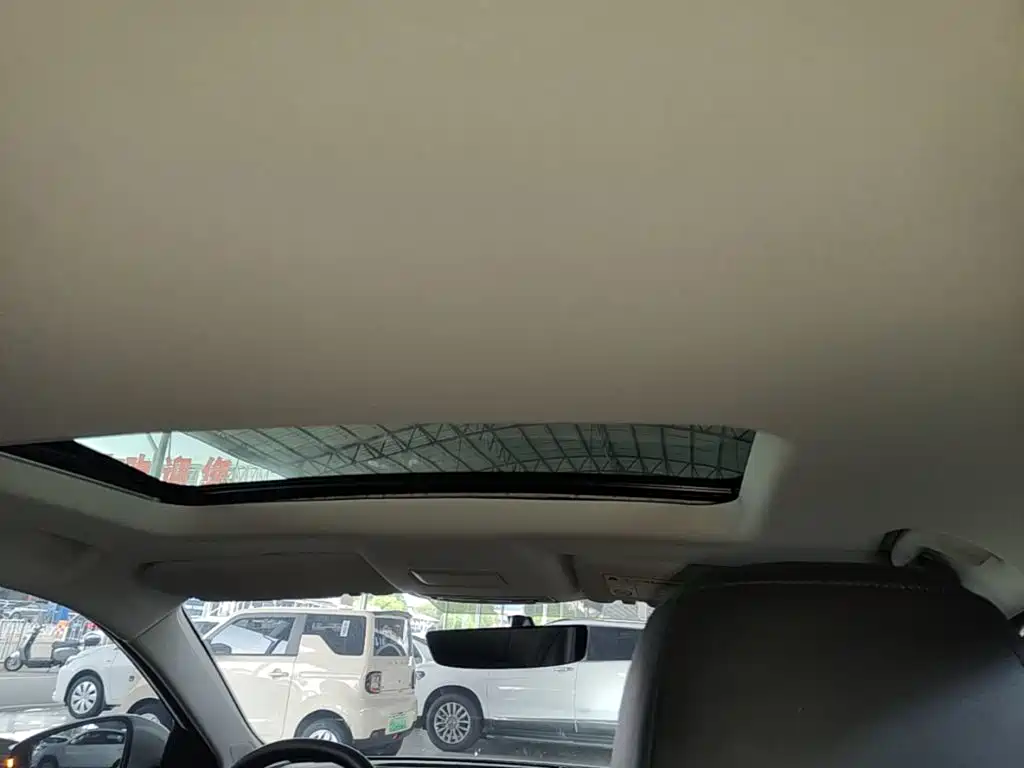 Roewe i5 — миниатюра 18