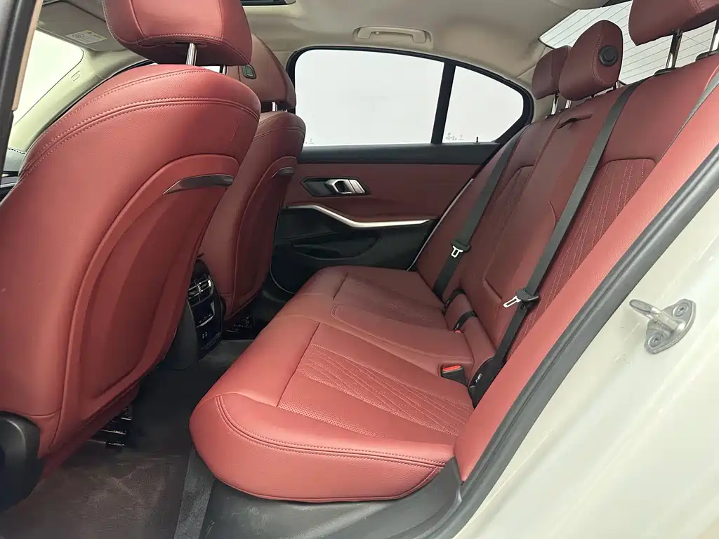 BMW 3 Series — миниатюра 20
