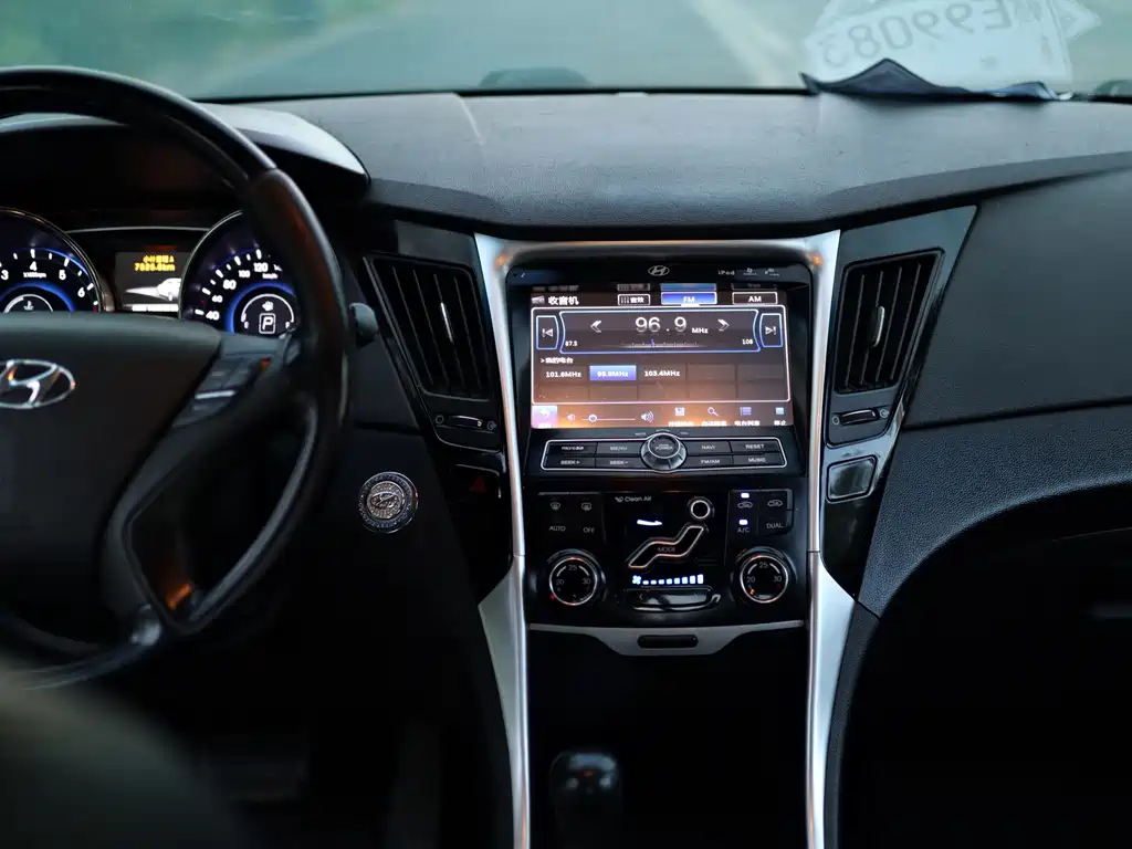 Hyundai Sonata — миниатюра 22