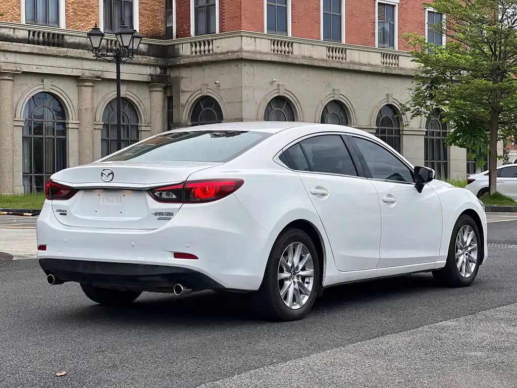 Mazda Atenza 2017 2.0L Luxury
