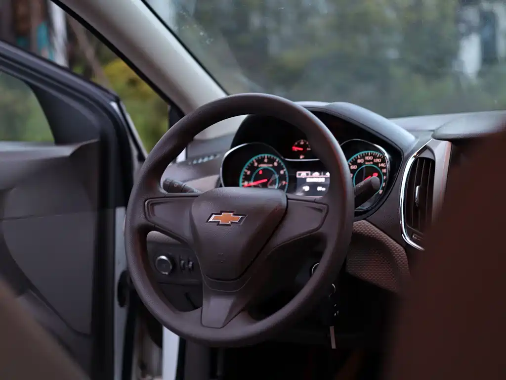 Chevrolet Cruze — миниатюра 16