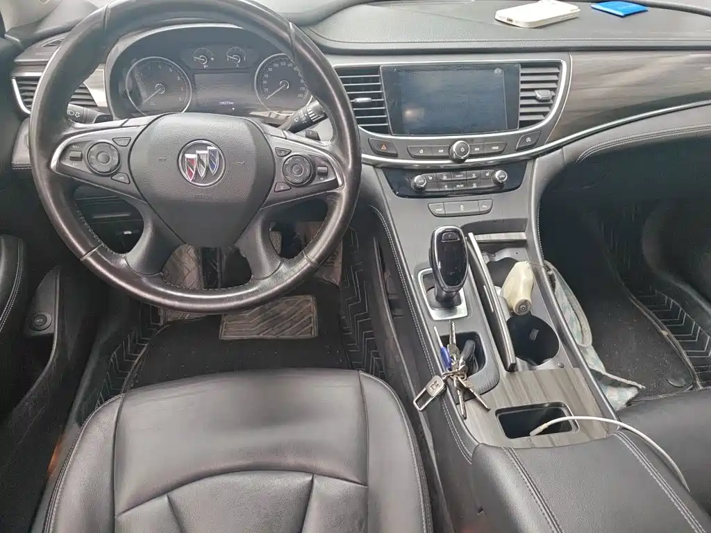 Buick LaCrosse — миниатюра 13