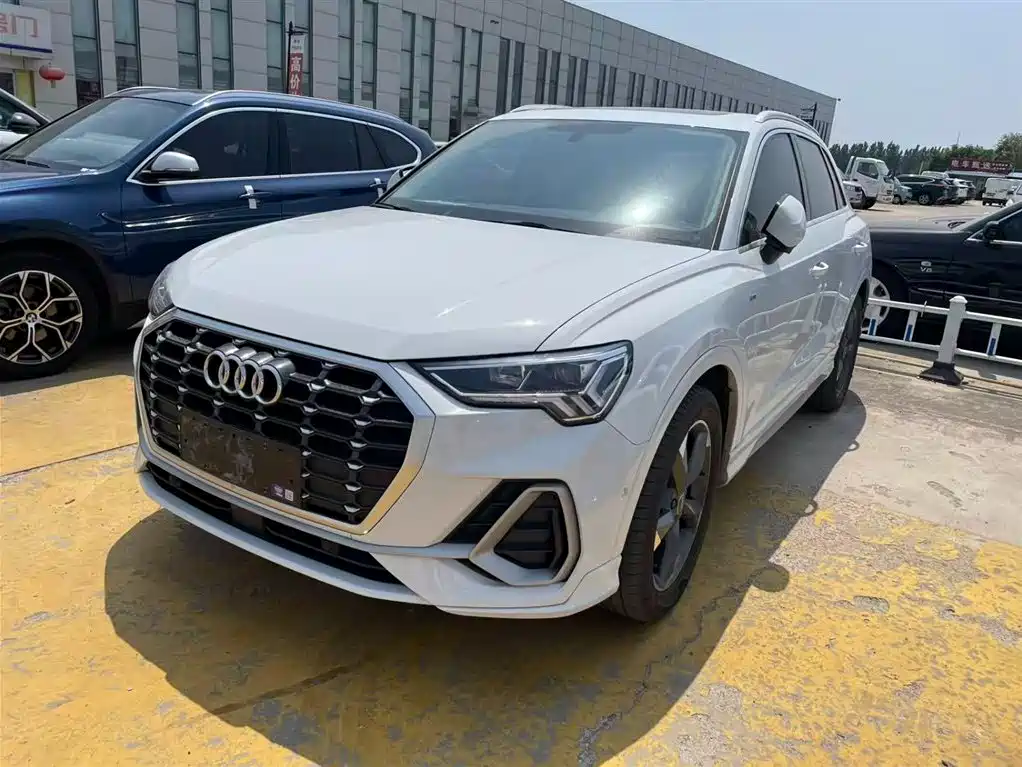 Audi Q3 2022