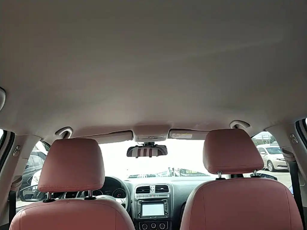 Volkswagen Polo — миниатюра 18