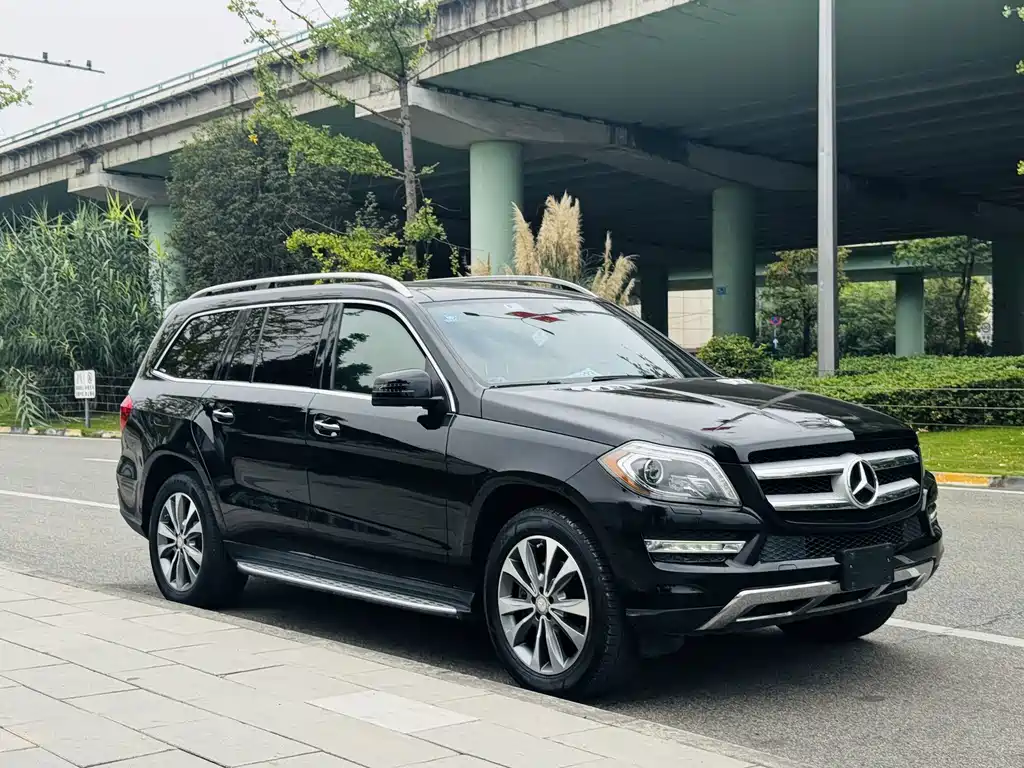 Mercedes-Benz GL-Class — миниатюра 3