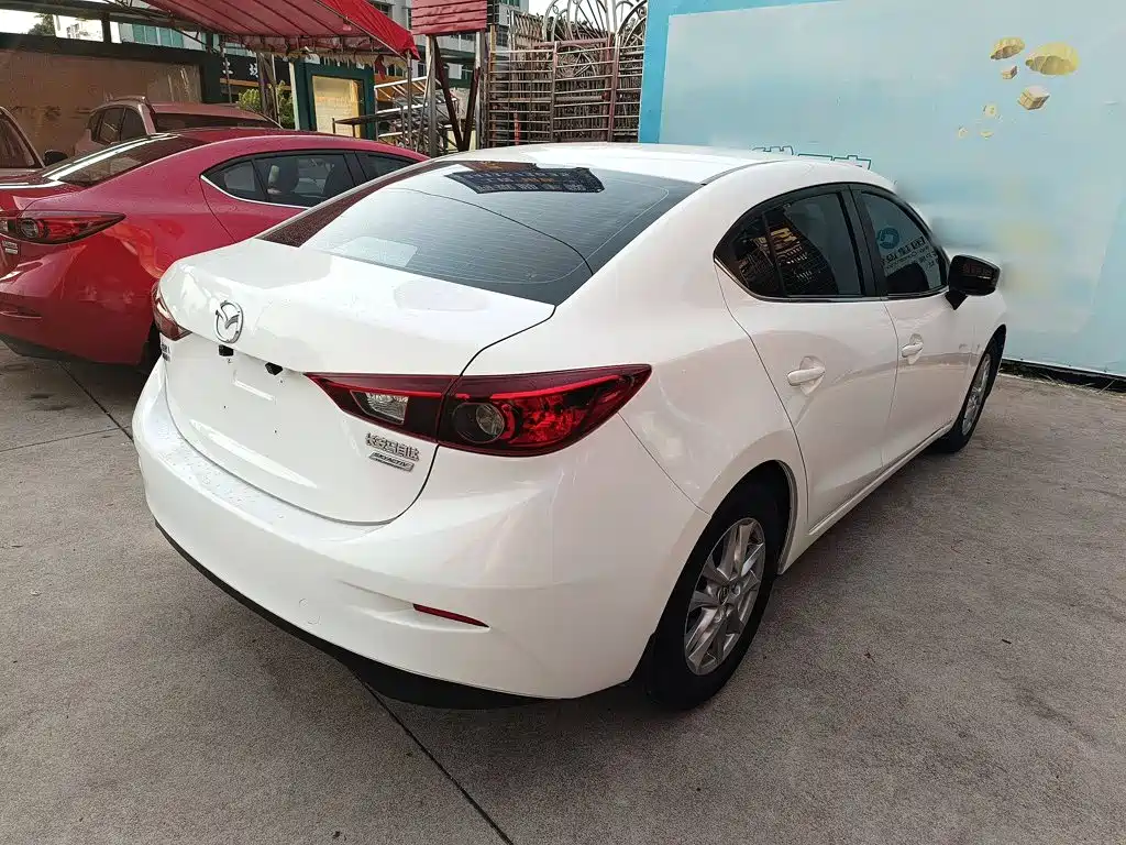 Mazda 3 Axela — миниатюра 7