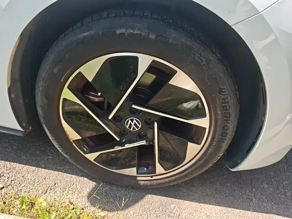 Volkswagen ID.3 — миниатюра 8