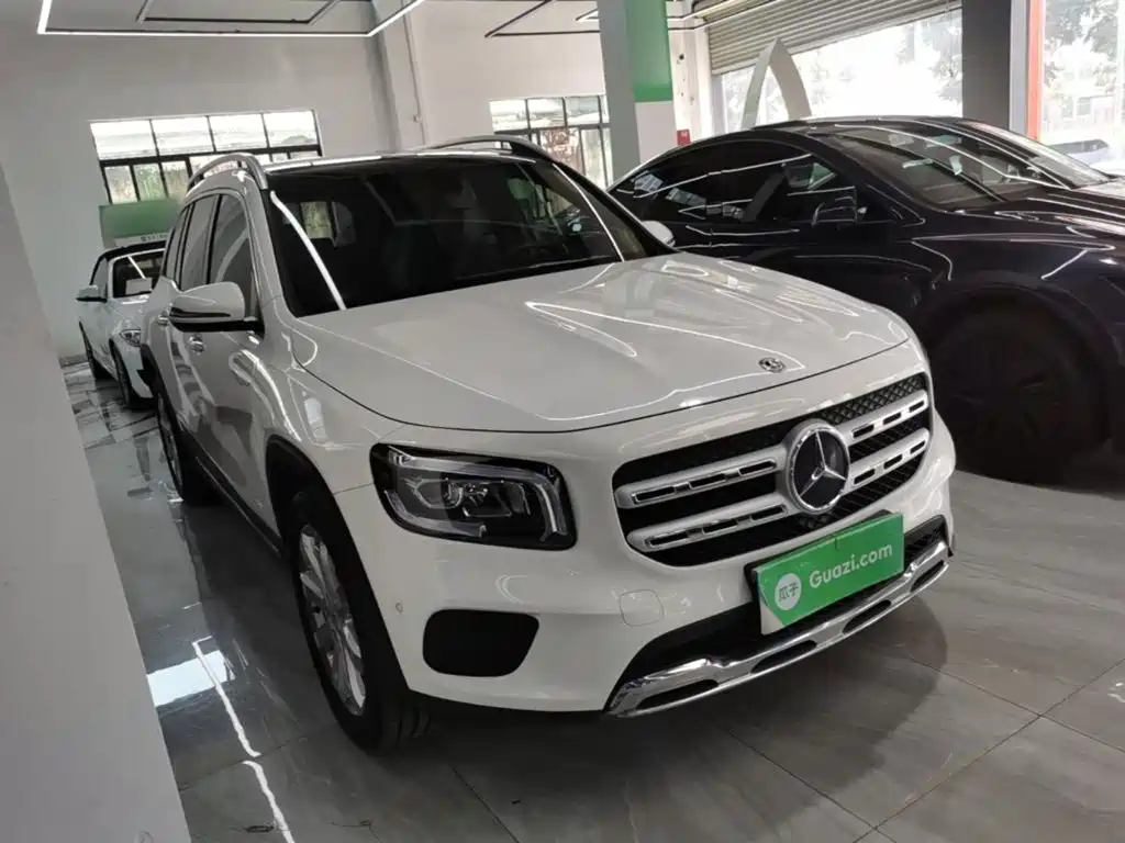 Mercedes-Benz GLB — миниатюра 4