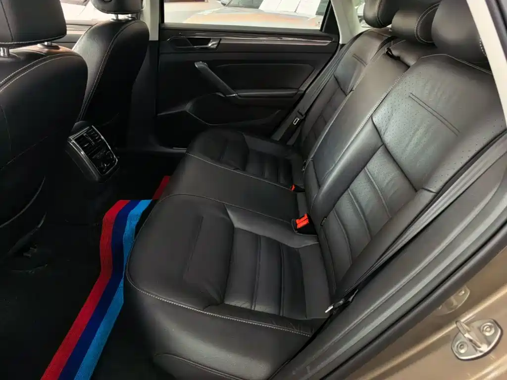 Volkswagen Passat — миниатюра 17