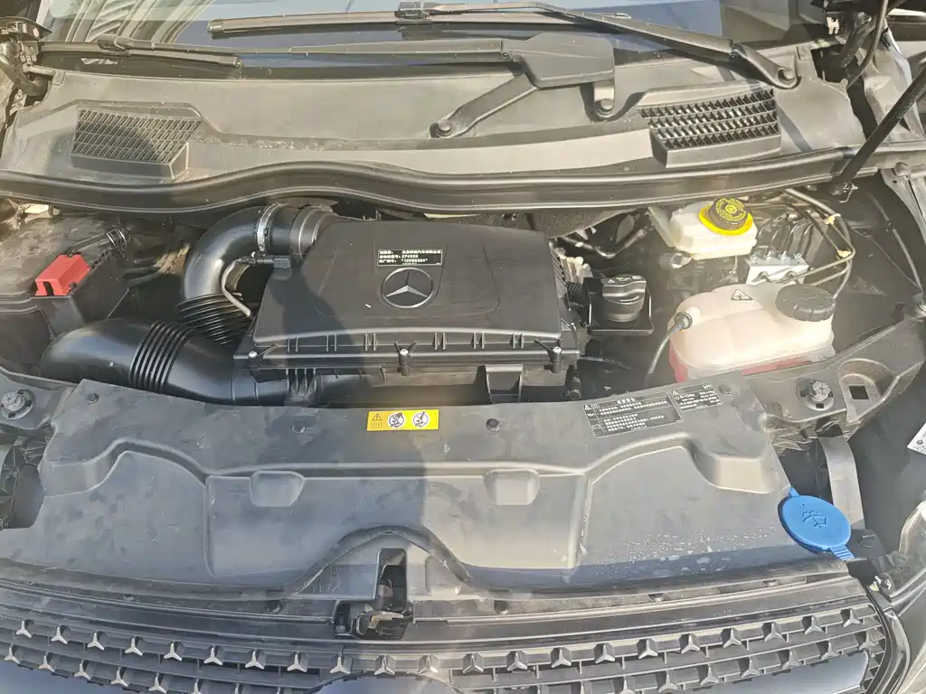 MERCEDES-BENZ V CLASS