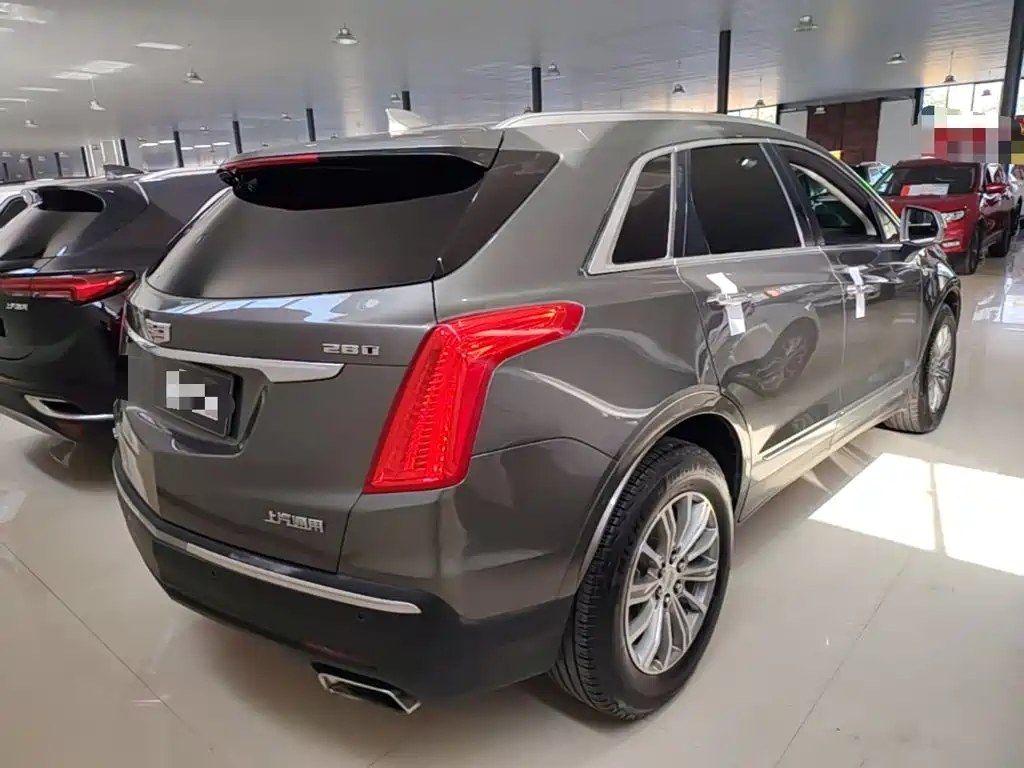 Cadillac XT5 — миниатюра 7