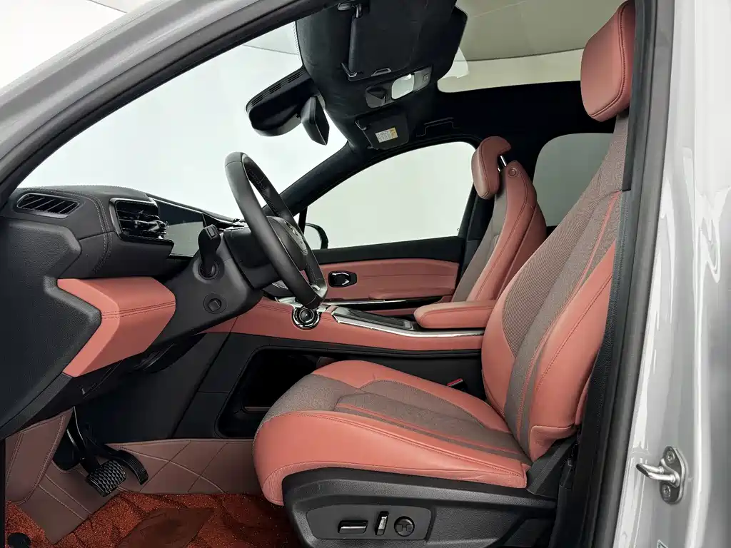 NIO EC6 — миниатюра 5
