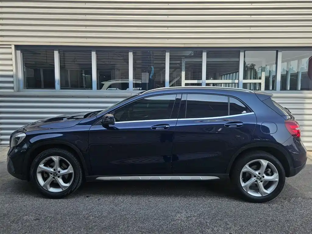 Mercedes-Benz GLA 2018 GLA 200