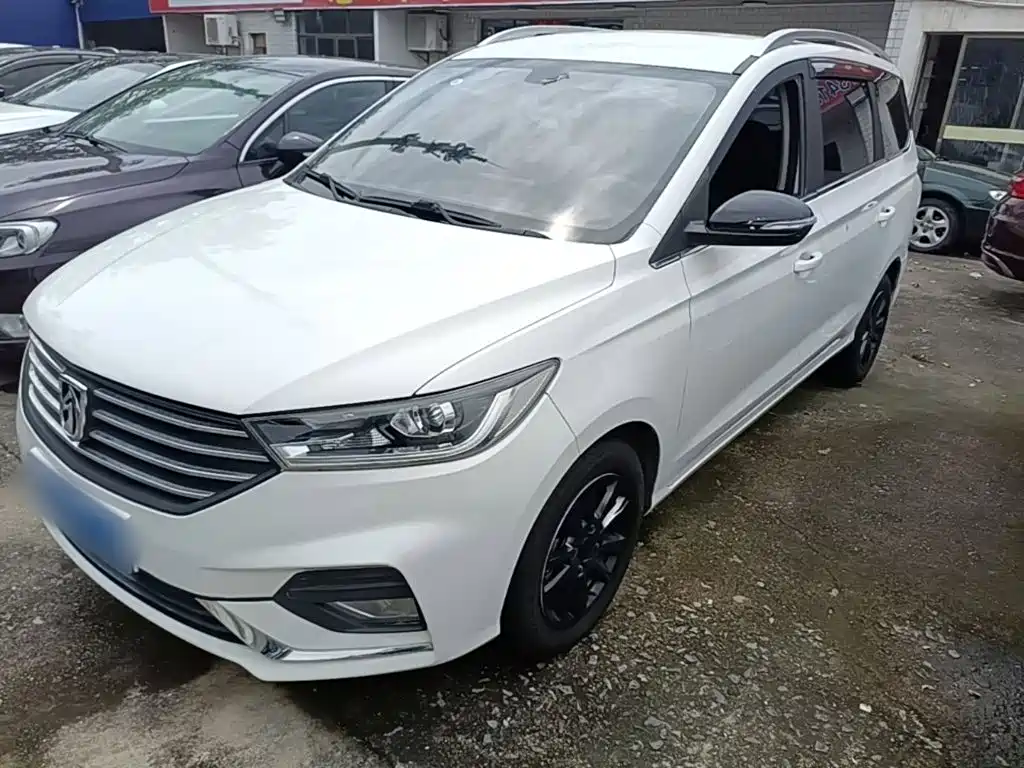 Baojun 360