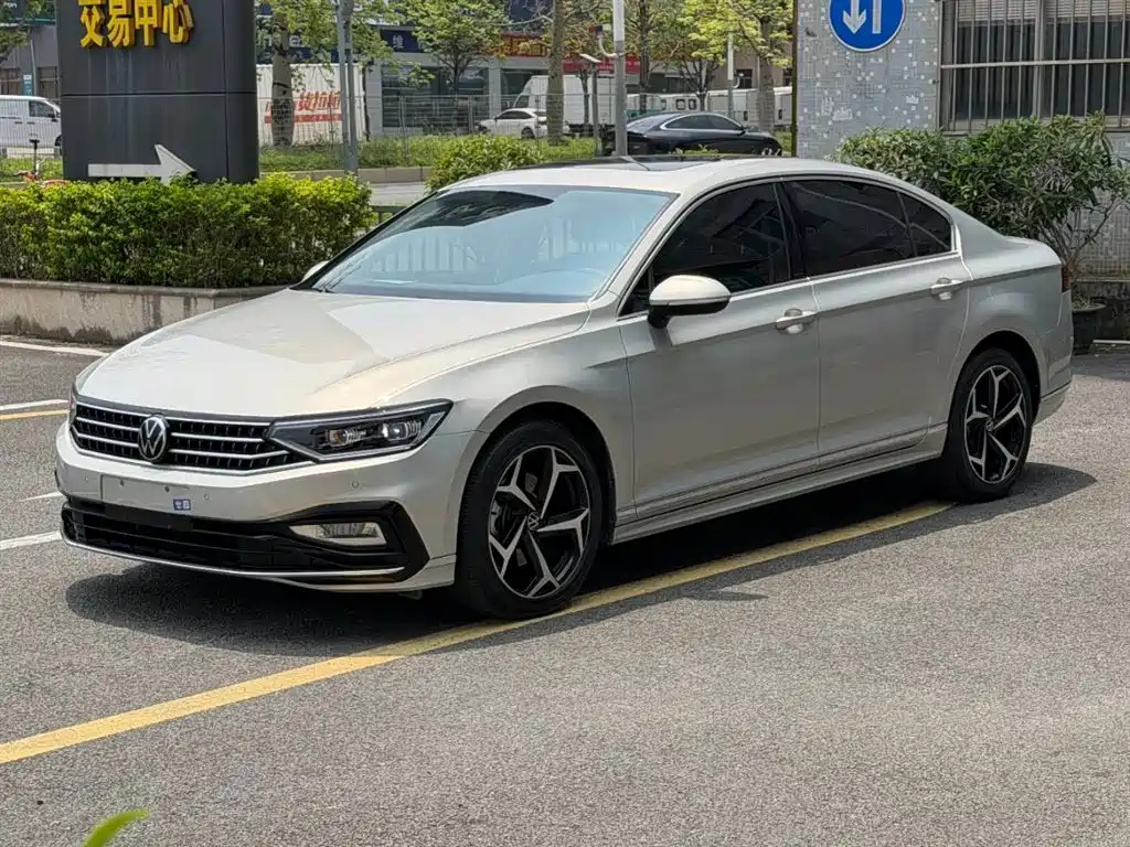 Volkswagen Magotan 2023