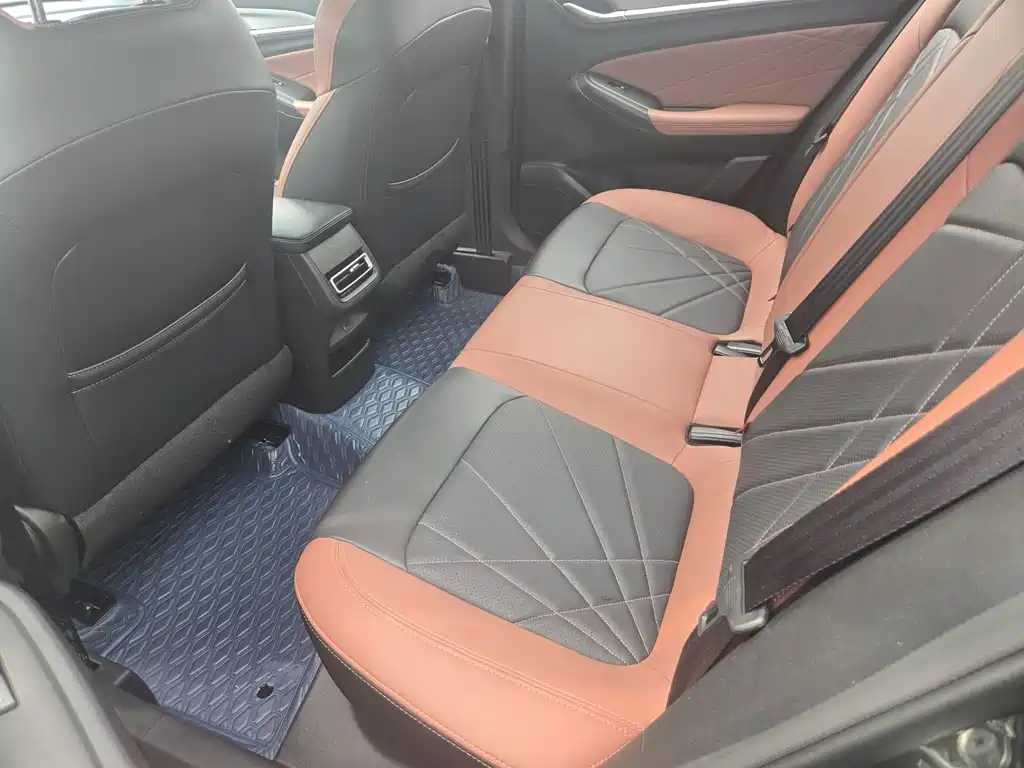 Changan Eado — миниатюра 8