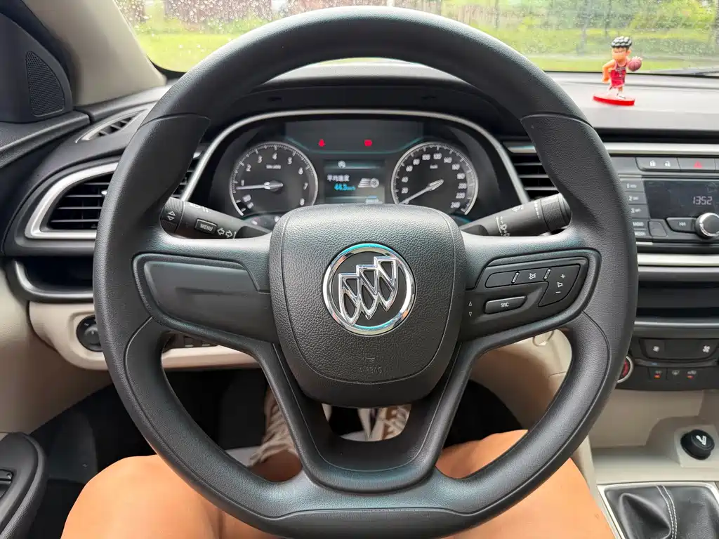 Buick Excelle — миниатюра 11