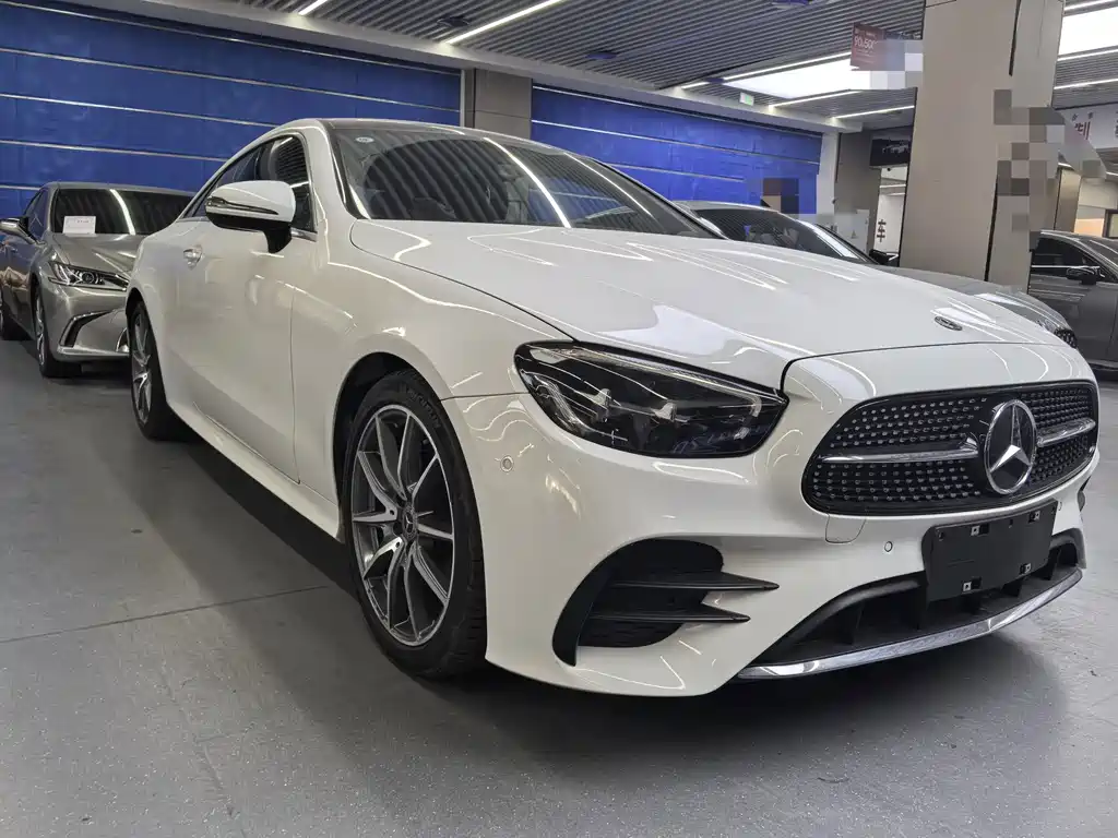 Mercedes-Benz E-Class (Import) — миниатюра 3