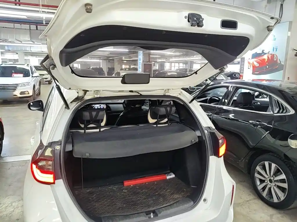 Honda Fit — миниатюра 19