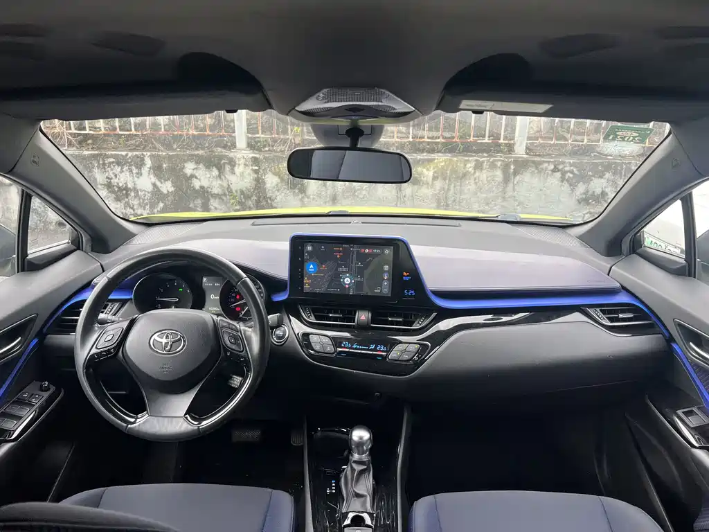 Toyota C-HR — миниатюра 21