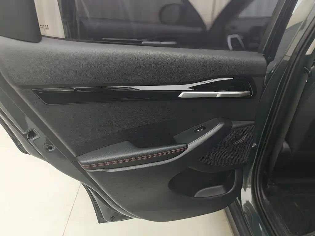 Kia Seltos — миниатюра 10