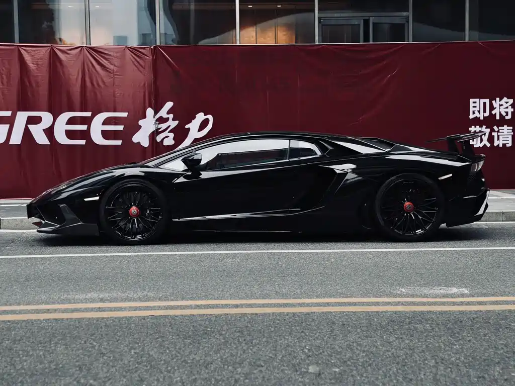 Lamborghini Aventador 2013 LP 700-4