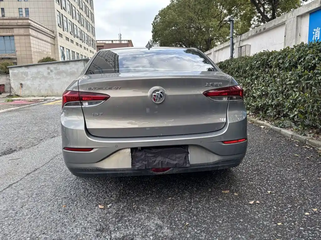 Buick Excelle — миниатюра 6