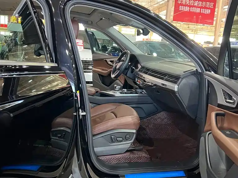 Audi Q7 2019 55 TFSI