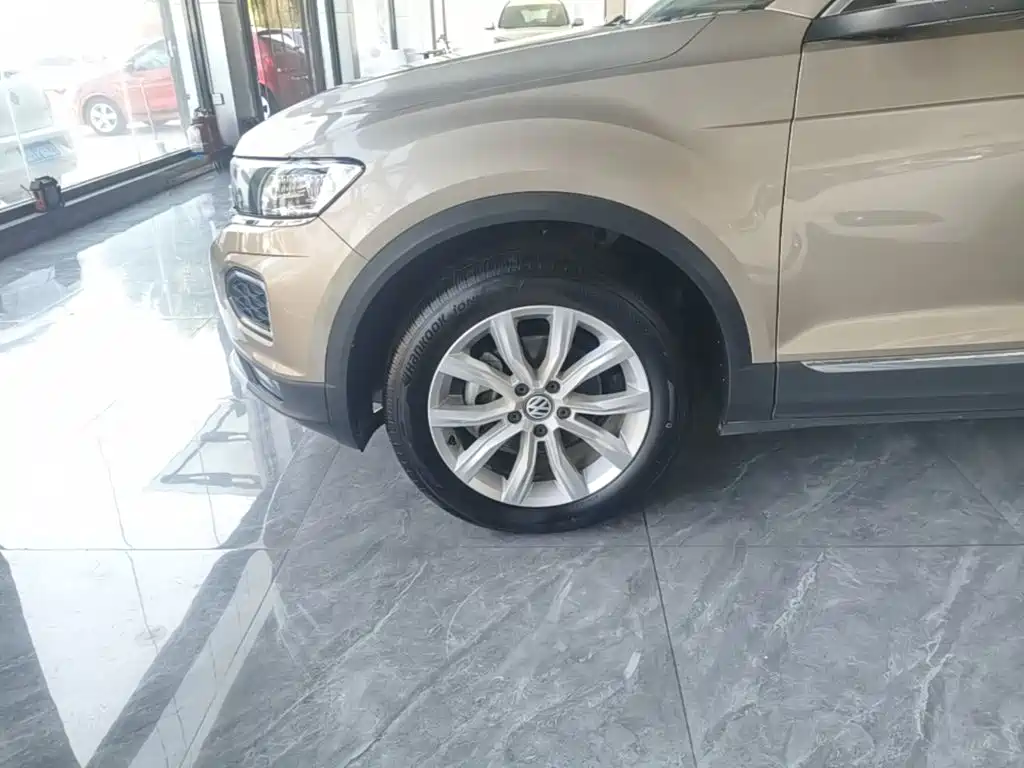 Volkswagen T-Roc — миниатюра 23