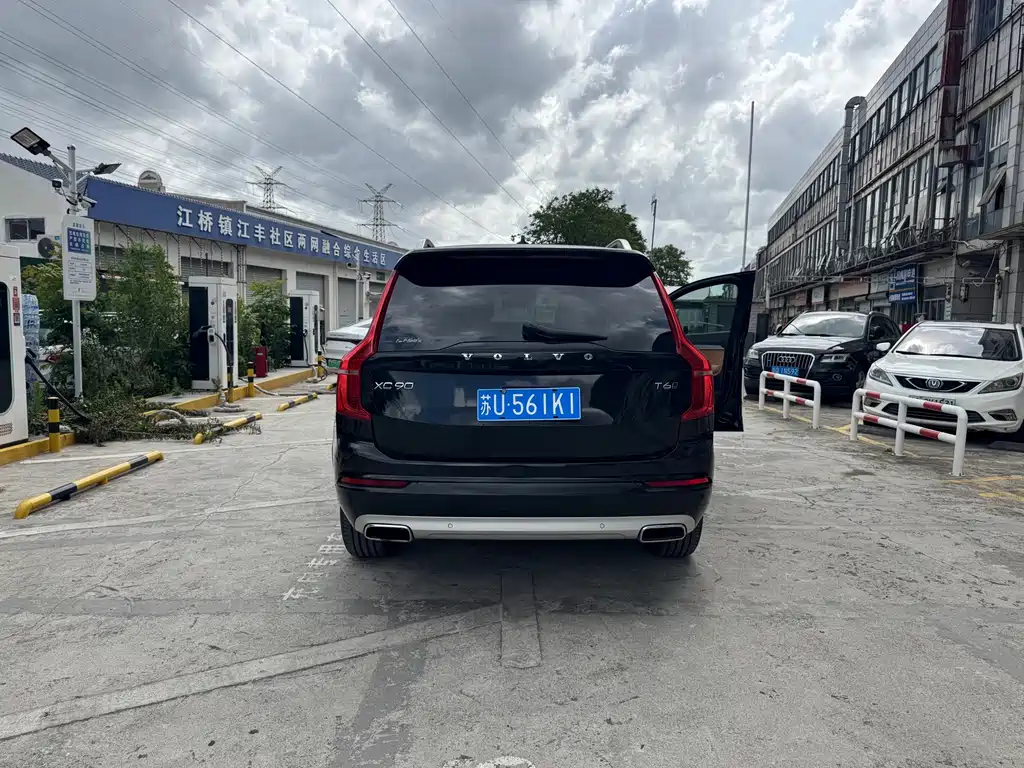 Volvo XC90 — миниатюра 16