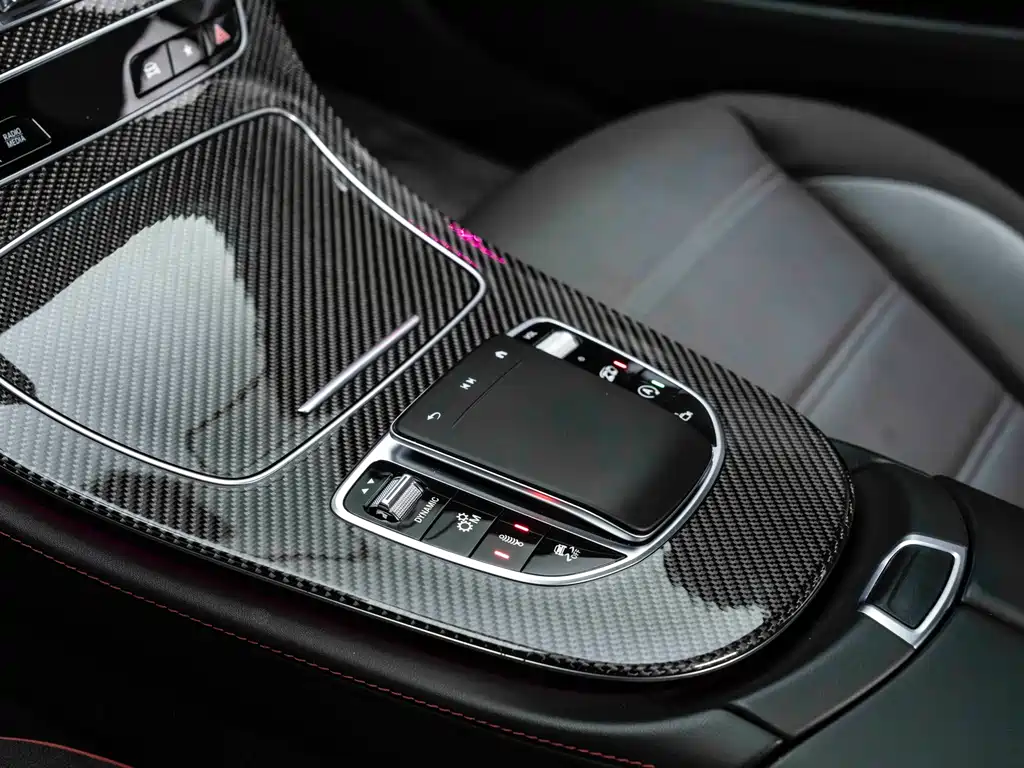 MERCEDES-BENZ E CLASS AMG