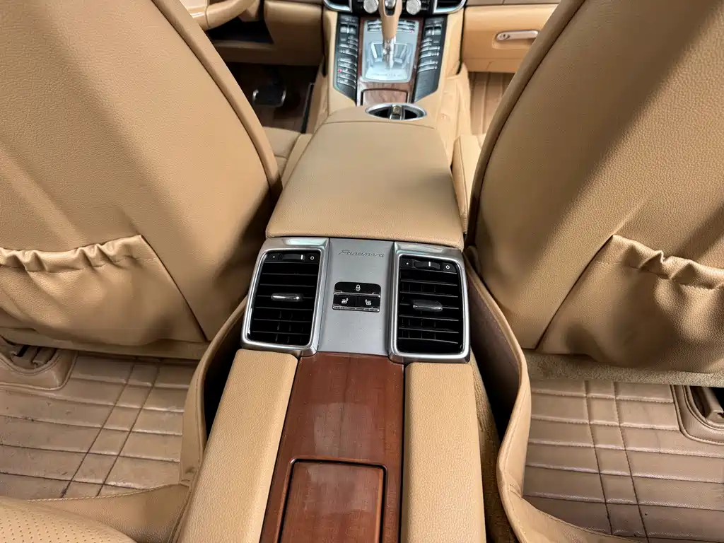 Porsche Panamera — миниатюра 12