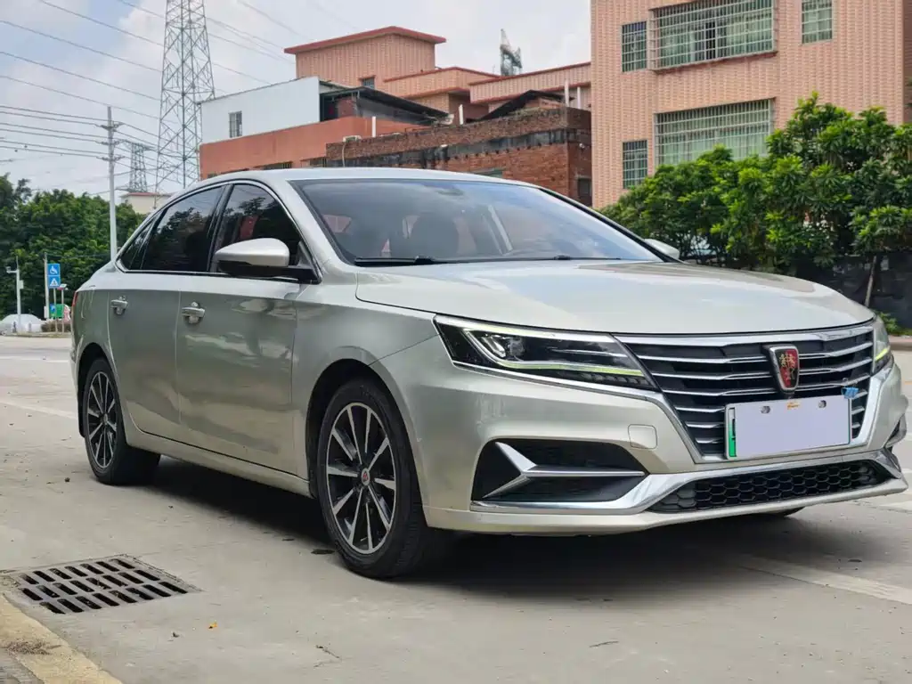 Roewe i6 New Energy - фото 3