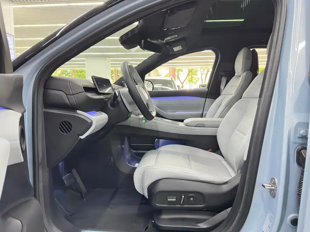 NIO ES6 — миниатюра 4