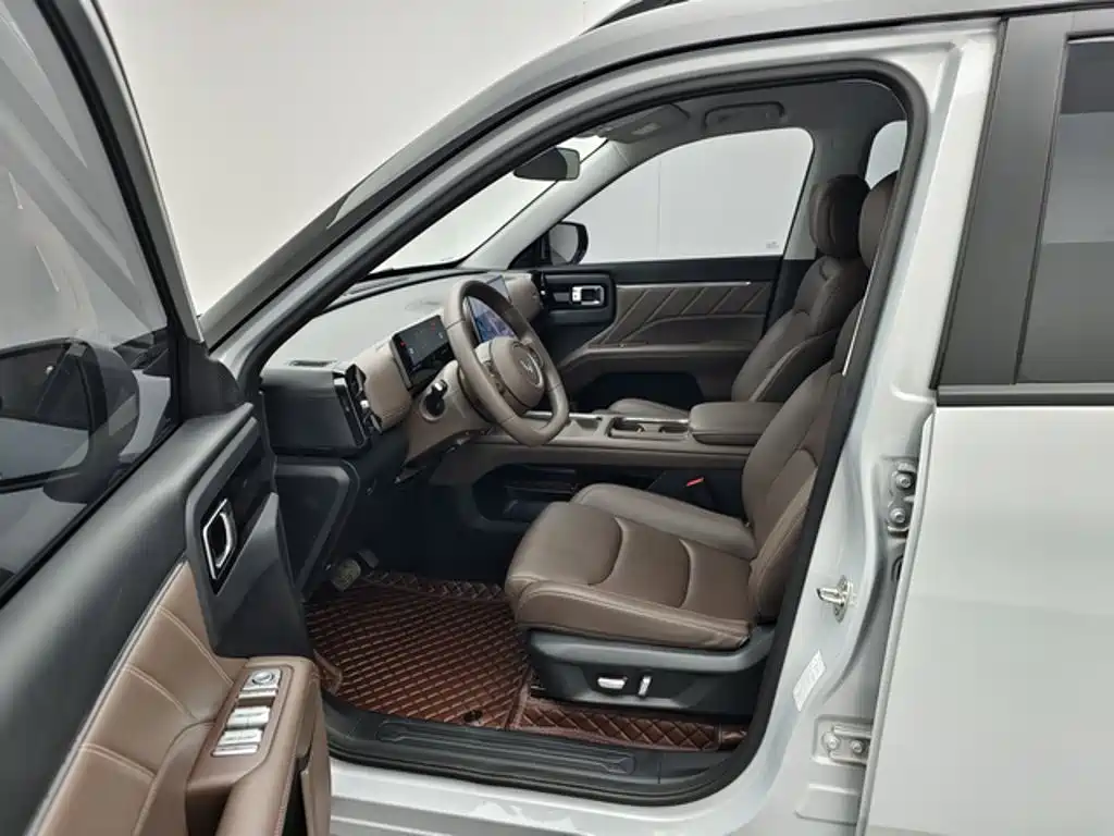 Wuling Xingguang 560 New Energy — миниатюра 8