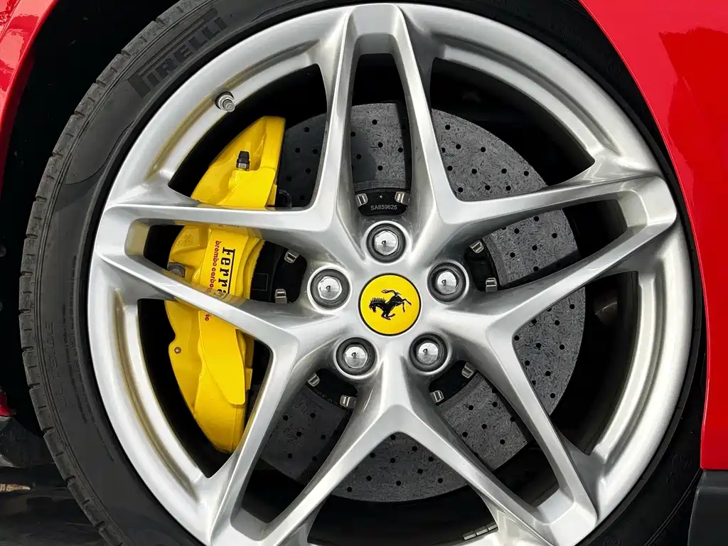 Ferrari Roma — миниатюра 8