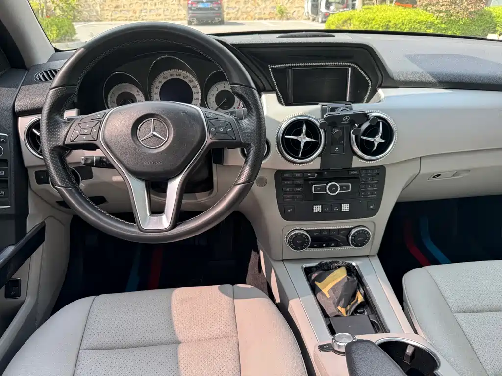 Mercedes-Benz GLK-Class — миниатюра 10